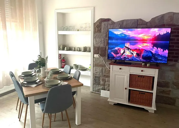 Neu- In Naehe Dortmund - 3 Parking! 3 Double-bed! 2 Bedrooms, Wifi, Coffemashine-fully Automatic, Kitchen, Netflix,disney,magenta Apartment