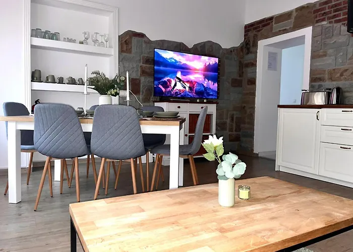 Neu- Appartment In Hagen Naehe Dortmund - 3 Parking! 3 Double-Bed! 2 Bedrooms, Wifi, Coffemashine-Fully Automatic, Kitchen, Netflix,Disney,Magenta 公寓 *