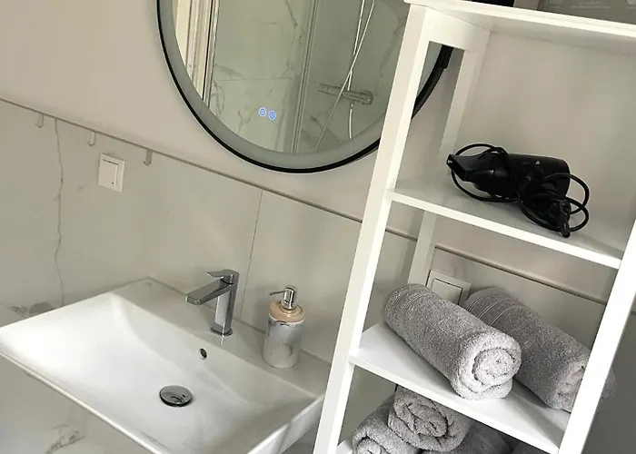 Neu- Appartment In Hagen Naehe Dortmund - 3 Parking! 3 Double-Bed! 2 Bedrooms, Wifi, Coffemashine-Fully Automatic, Kitchen, Netflix,Disney,Magenta Lejlighed